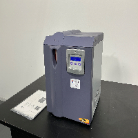 Parker 110HMD Hydrogen Gas Generator image 1